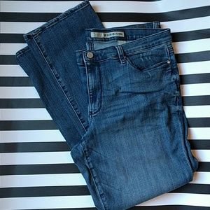 DKNY JEANS